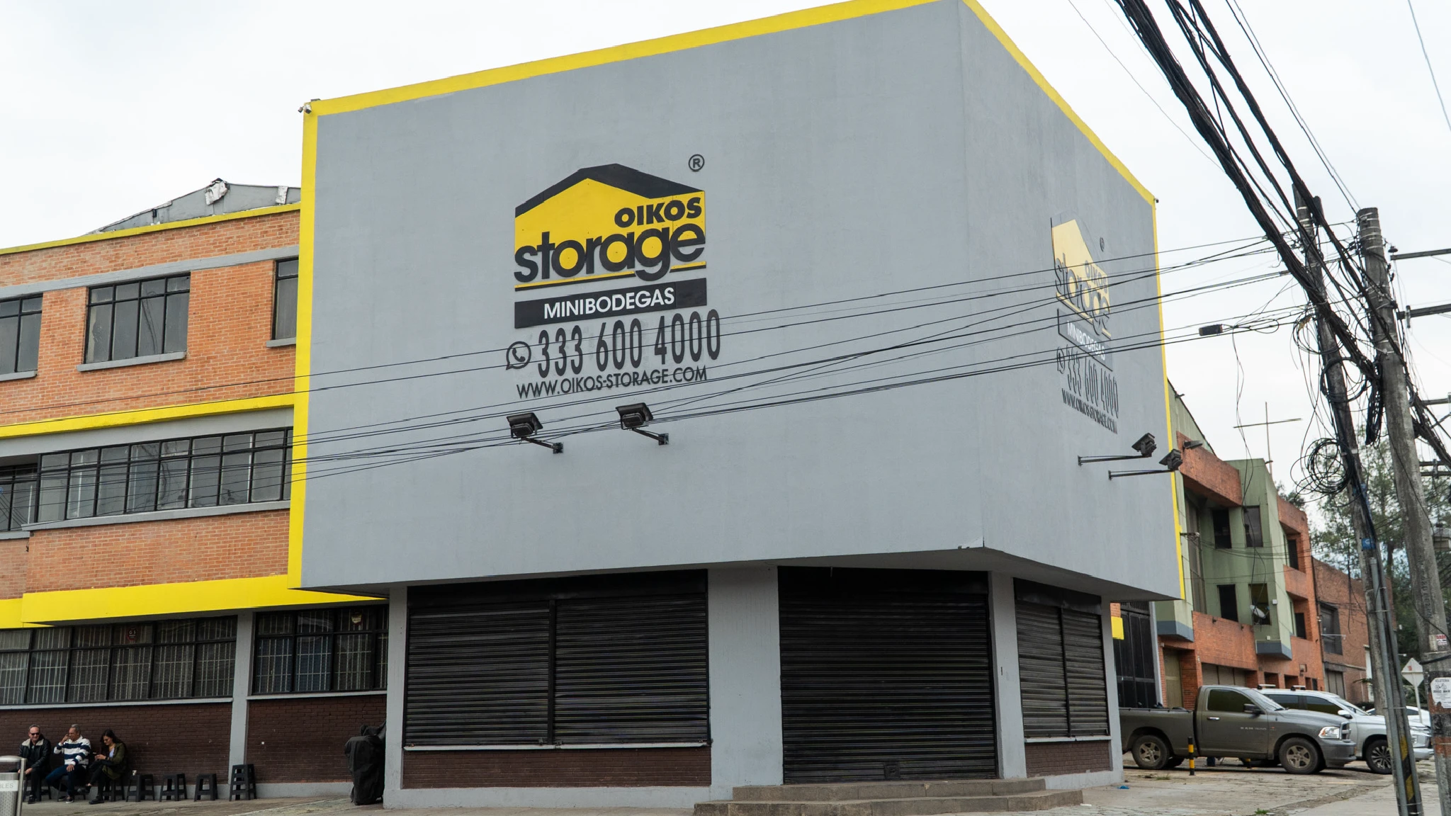 Plaza Central - Oikos Storage
